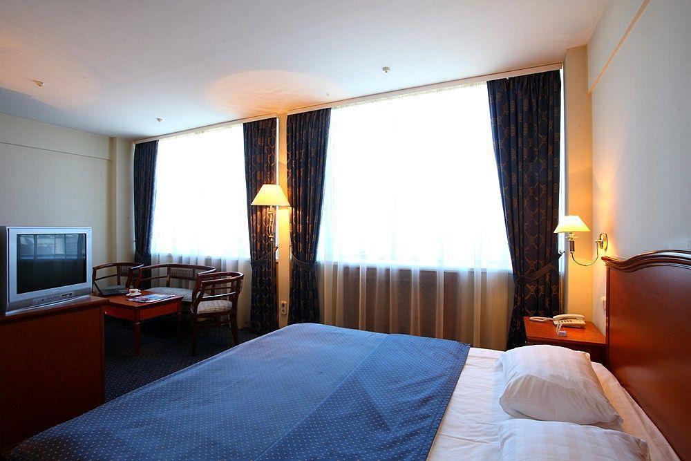 แอโรโปลิส โฮเต็ล Hotel มอสโก ภายนอก รูปภาพ